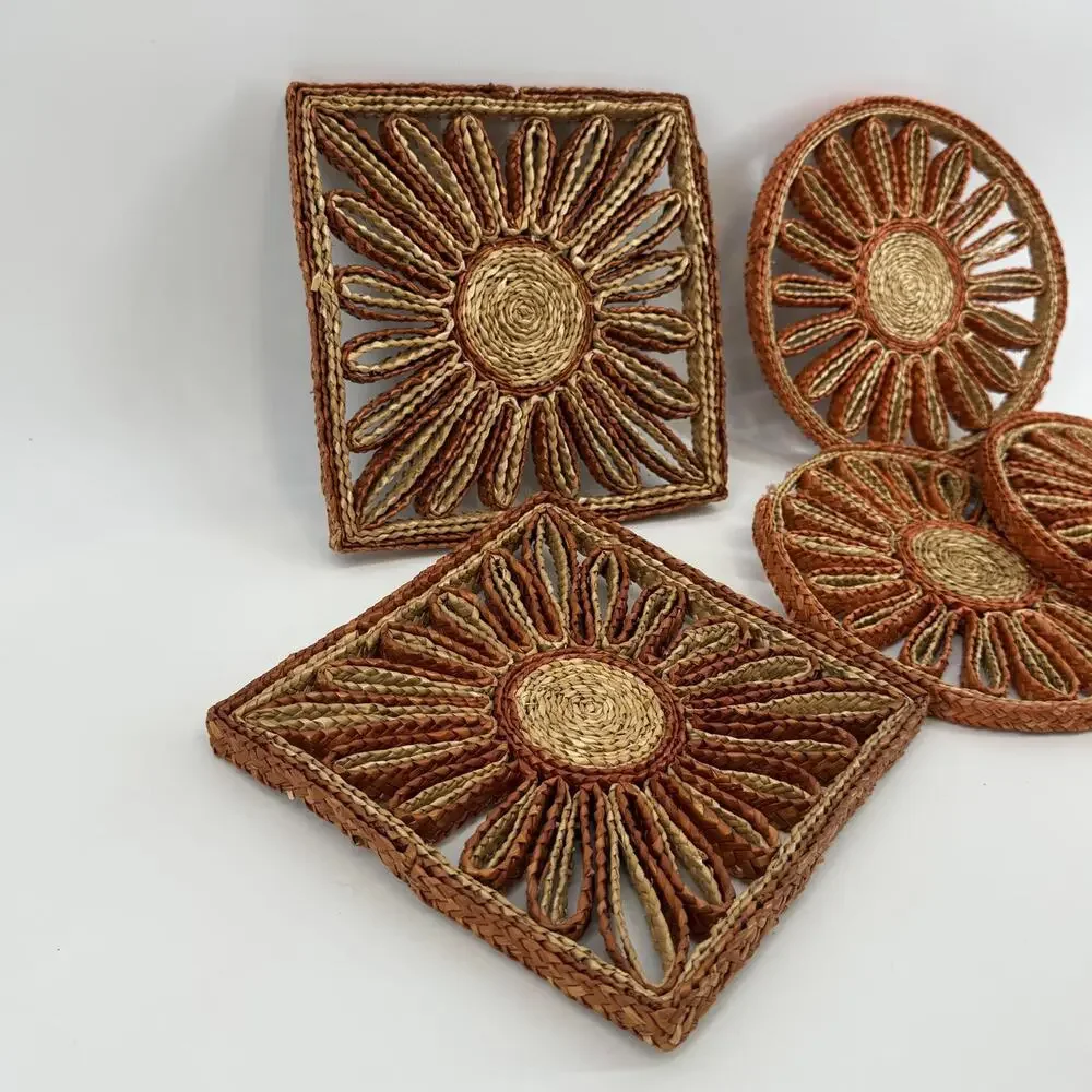 SET OF 5 Vtg woven raffia trivets boho-style kitchen hot pads/ wall decor #TM225
